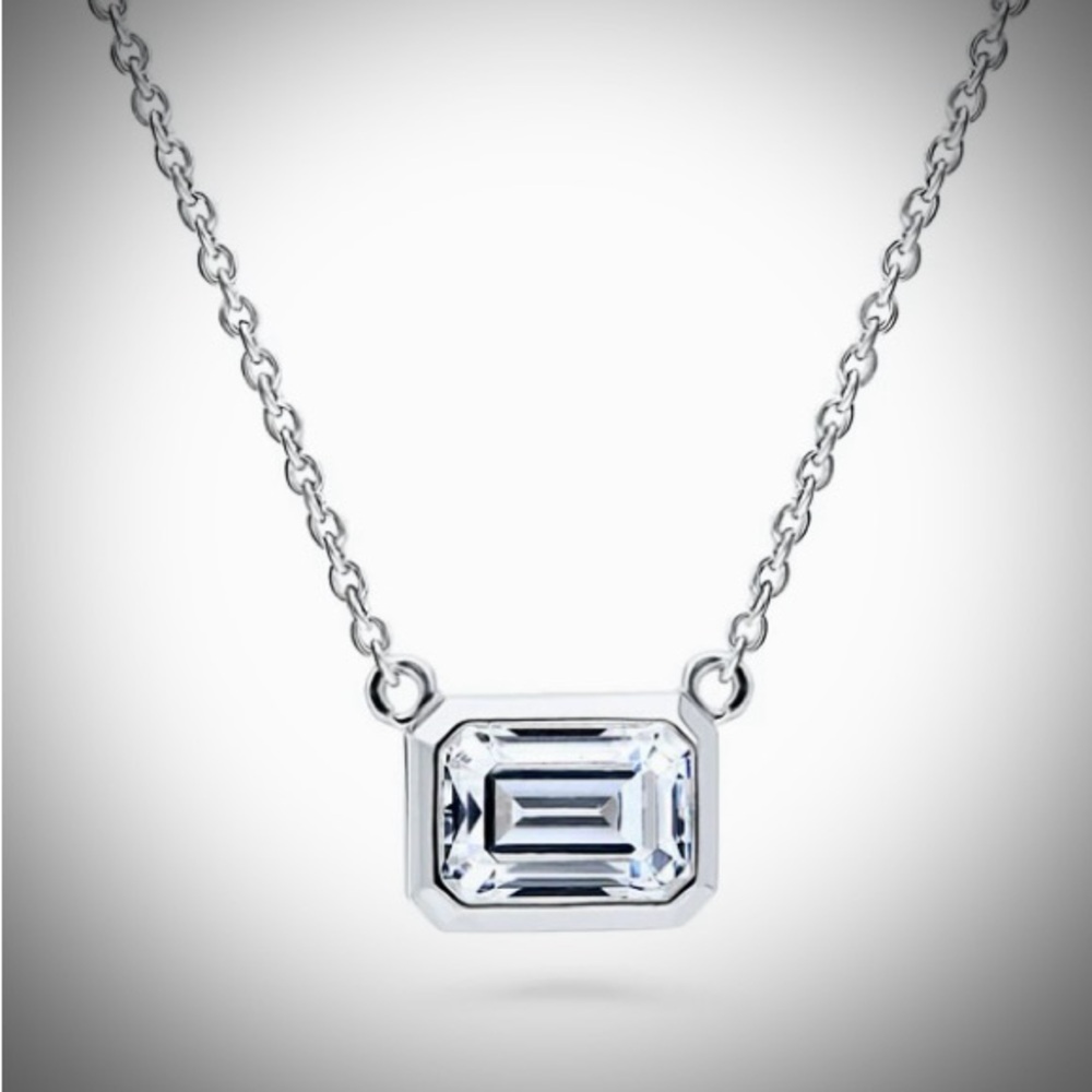 ♦️Emerald Cut CZ 925 Silver Necklace